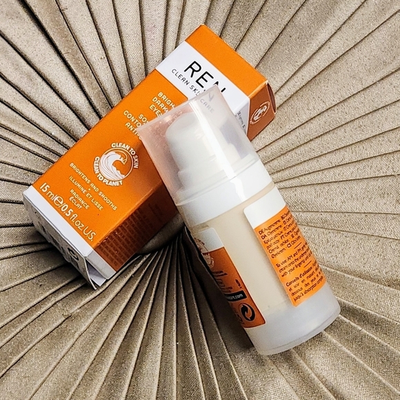 REN CLEAN SKINCARE Radiance Brightening Dark Circle Eye Cream 15 mL / 0.5 OZ - Picture 4 of 13